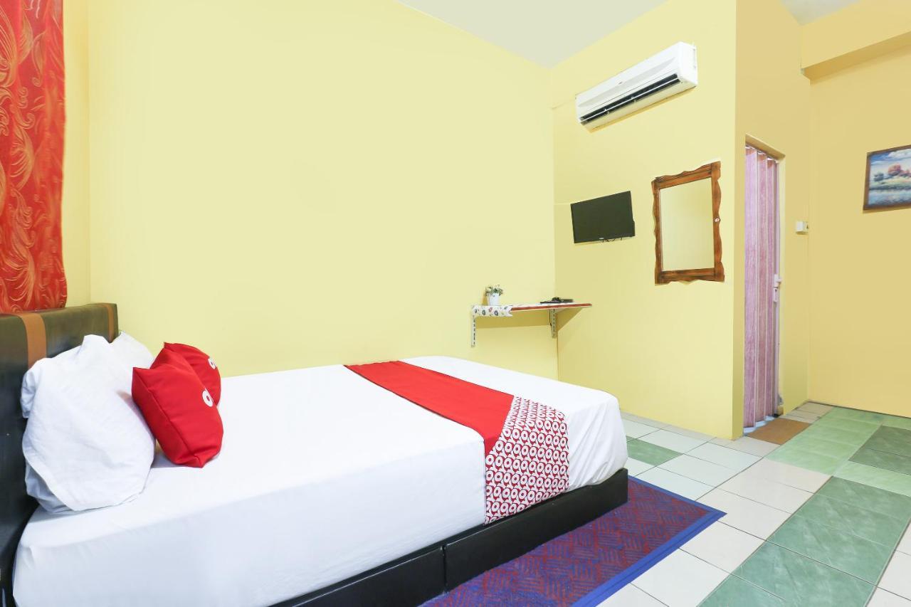 โอโย 90321 โฮเทล บาเจ็ต ศรี มานาล Hotel ตานาห์เมราห์ ภายนอก รูปภาพ